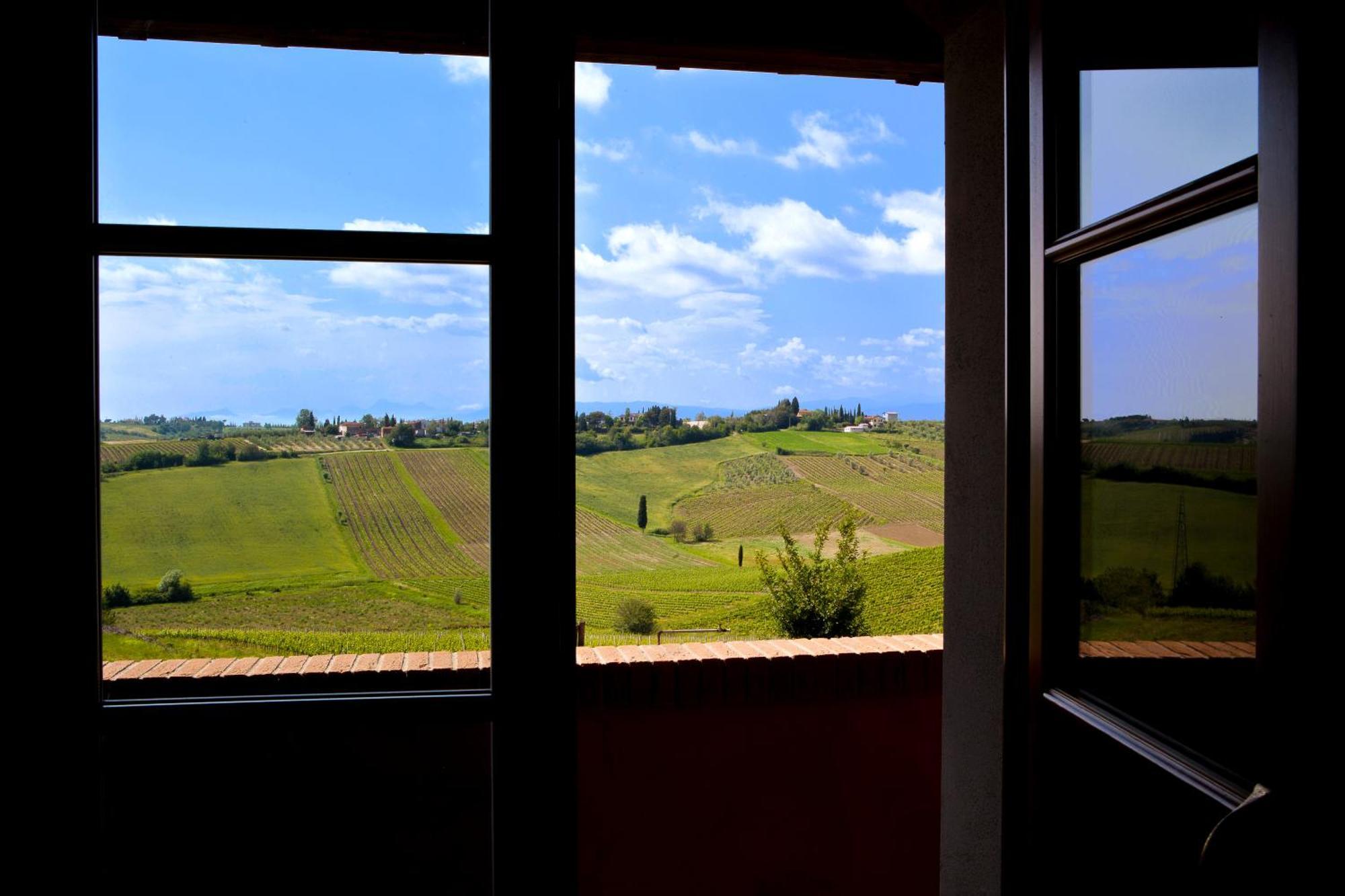Agriturismo Borgo Vigna Vecchia Черрето-Гвиди Номер фото