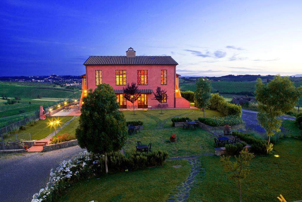 Agriturismo Borgo Vigna Vecchia Черрето-Гвиди Экстерьер фото